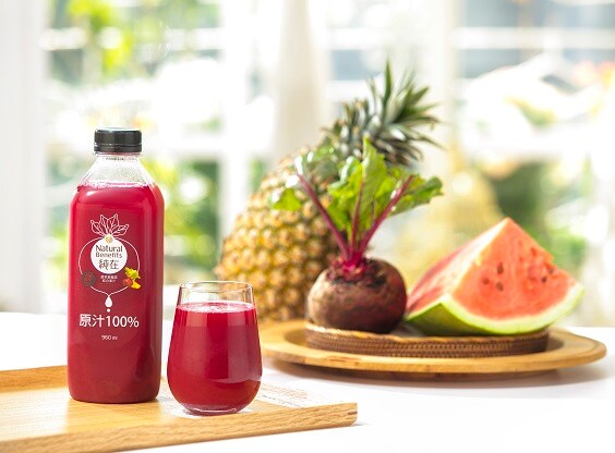 cold-pressed beetroot mixed juice photo