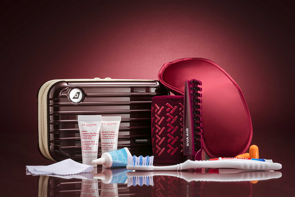 2019-01-09-carmona-red-rimowa 2019-01-09-carmona-red-rimowa