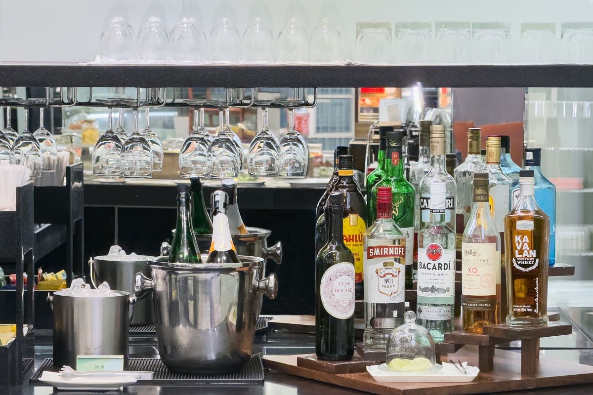 Bar in The Infinity Lounge