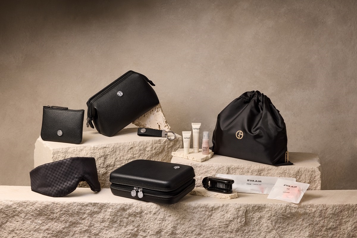 Exclusive Amenity Kit in Royal Laurel class