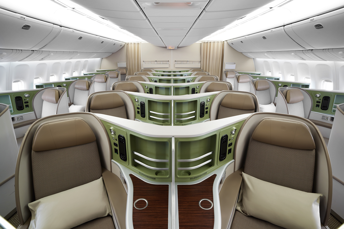 Boeing 777-300ER Royal Laurel class seat