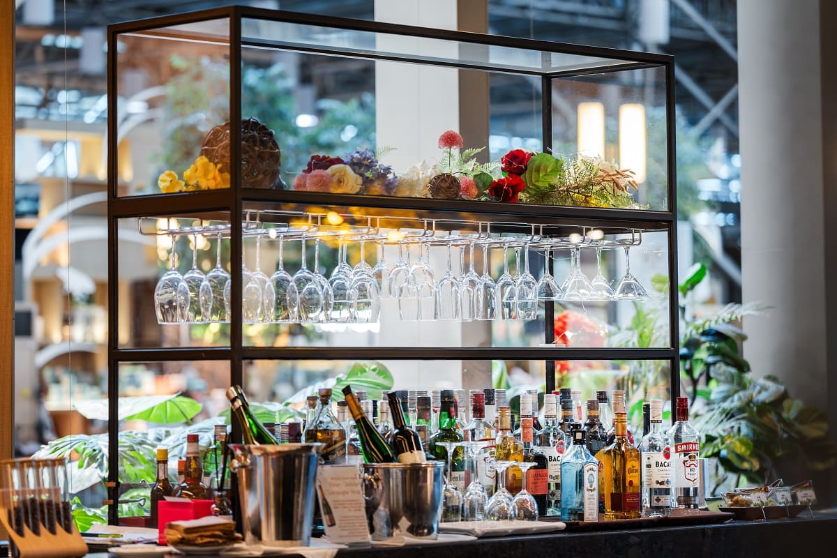 Bar in The Garden Lounge